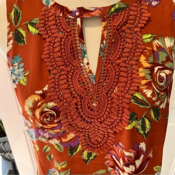 Daniel rainn Burnt Orange Quin Sleeveless Floral Keyhole Top PS - Picture 6 of 12